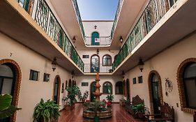 Hotel María Elena